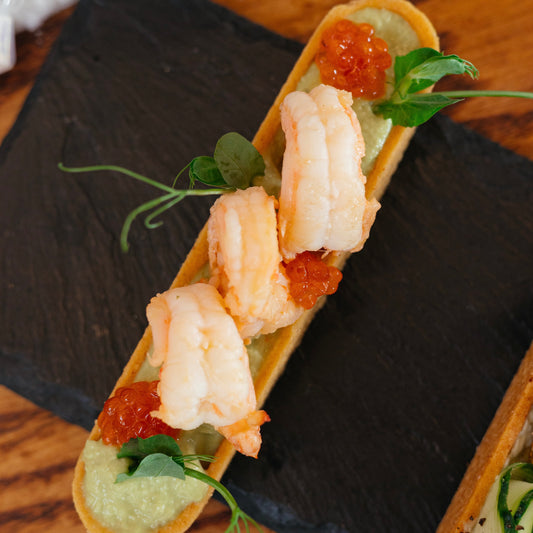 Тарт з креветкою та авокадо