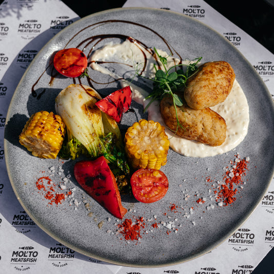 Котлетки з щуки з грильованими овочами